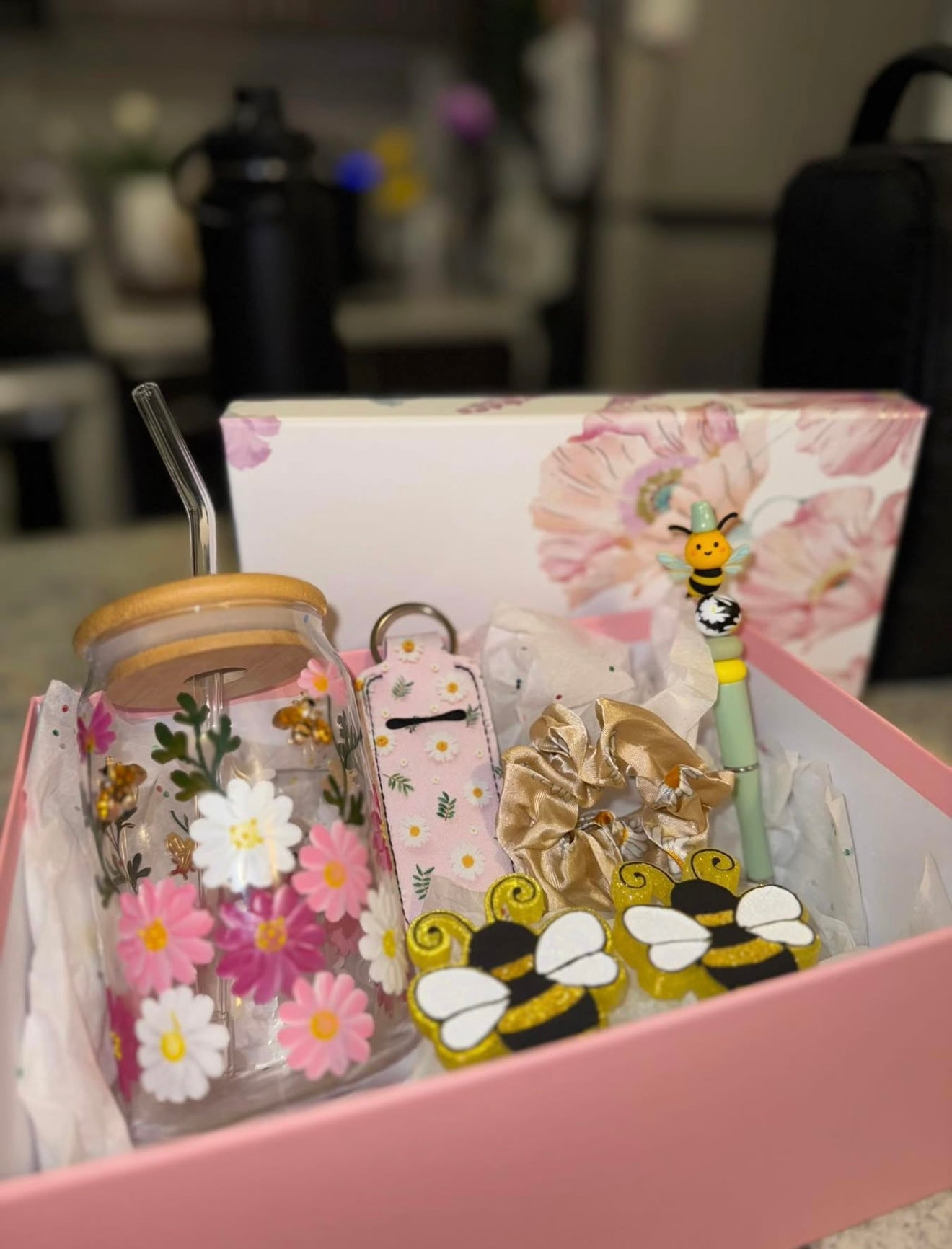 Bubble Bee Mothers Day Box
